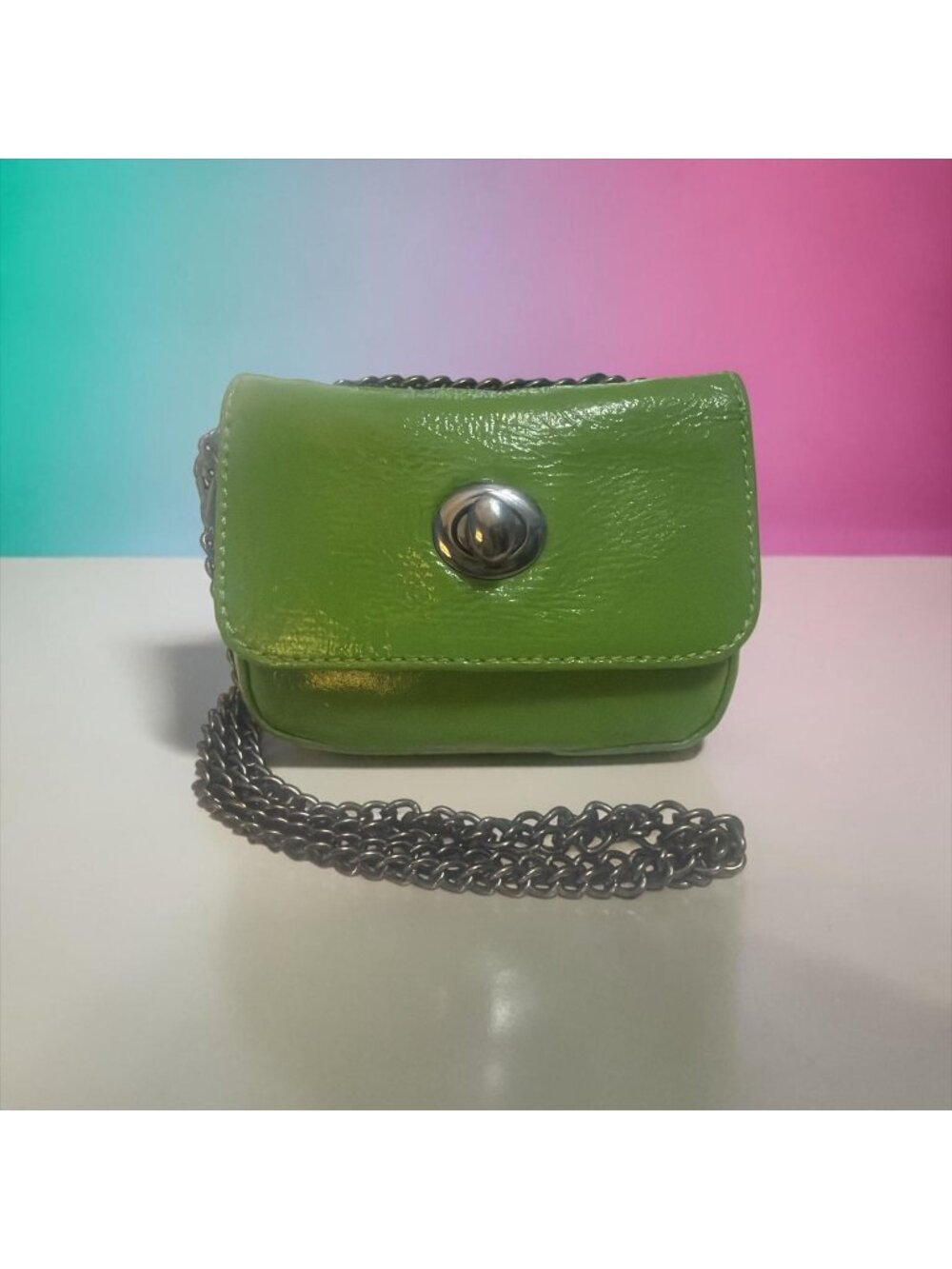 VTG HOBO International Mini Bag Green Patent Leather Turn Lock Convertible Pouch